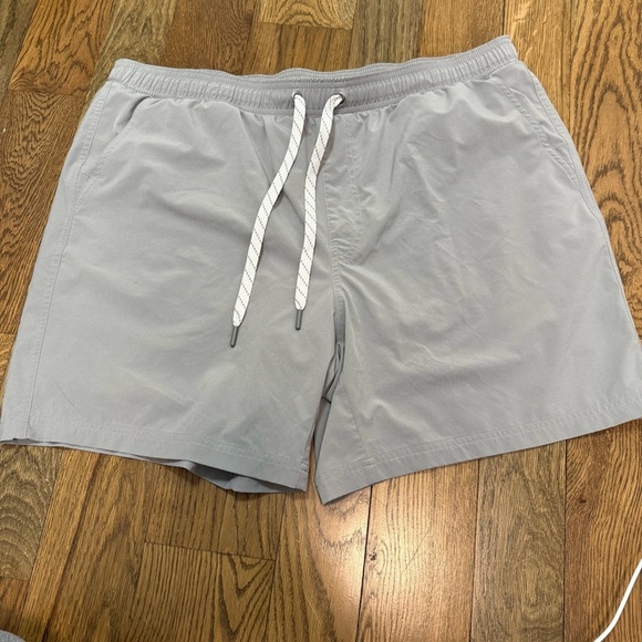 VRST Other - Gray Athletic Shorts with Elastic Waistband